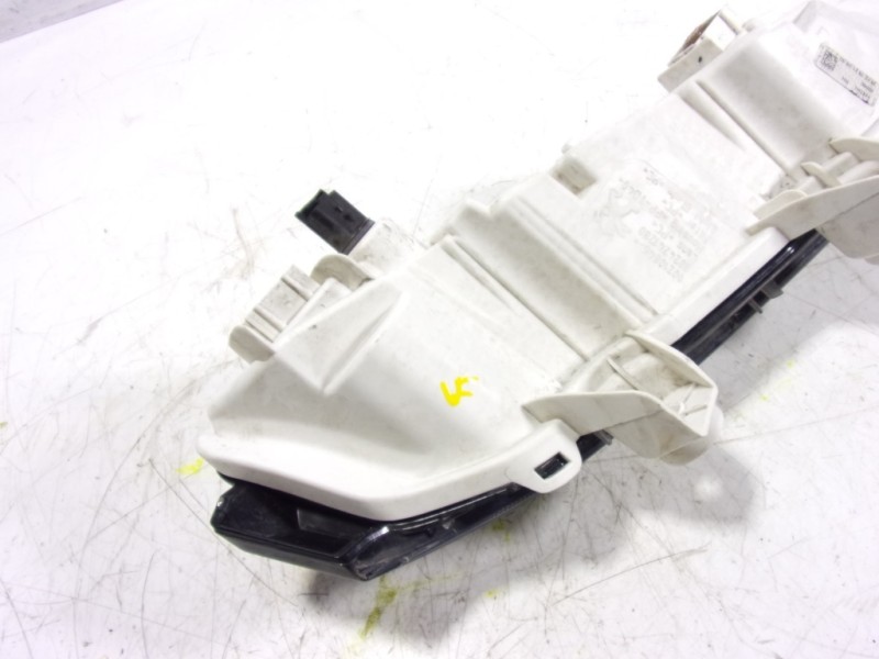 Recambio de piloto delantero derecho para peugeot 208 (p2) 1.2 puretech referencia OEM IAM 9824241280 9824241280 A0002ZH