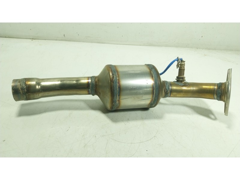 Recambio de catalizador para toyota yaris (_p21_, _pa1_, _ph1_) 1.5 hybrid (mxph10) referencia OEM IAM   