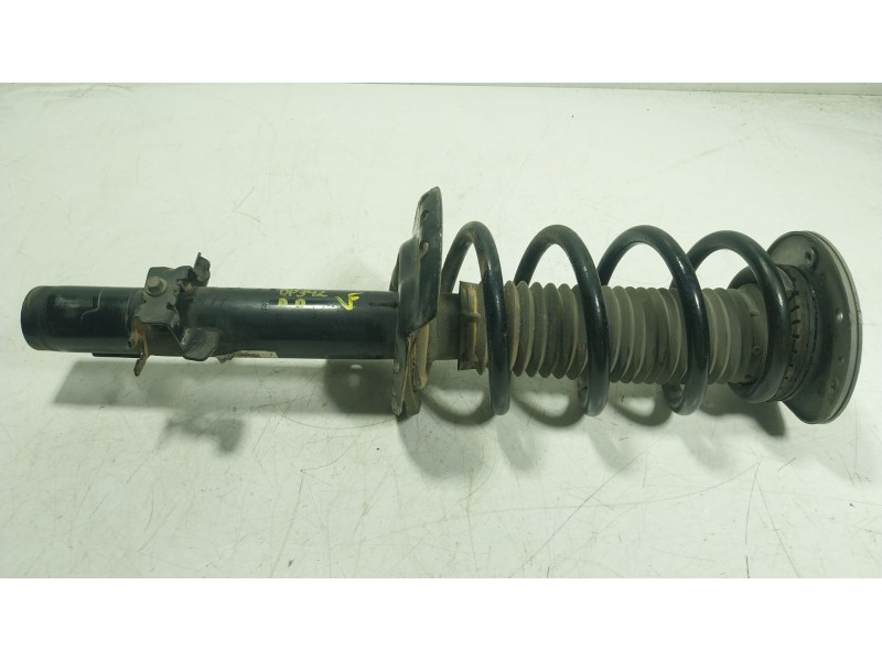 Recambio de amortiguador delantero derecho para jaguar e-pace (x540) 2.0 d150 awd referencia OEM IAM J9C13910 J9C318045AF 