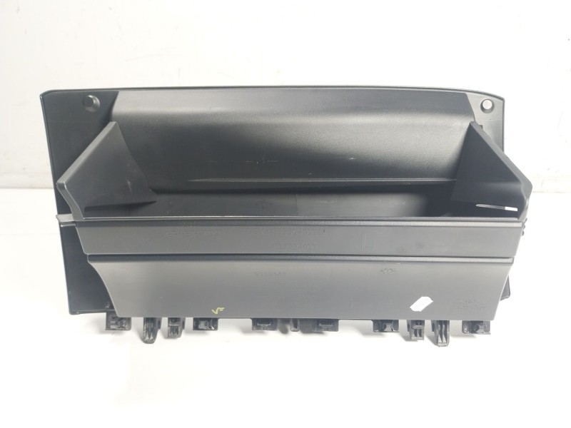 Recambio de guantera para toyota yaris cross (mxp_) 1.5 hybrid (mxpj10) referencia OEM IAM 55552-K0030  