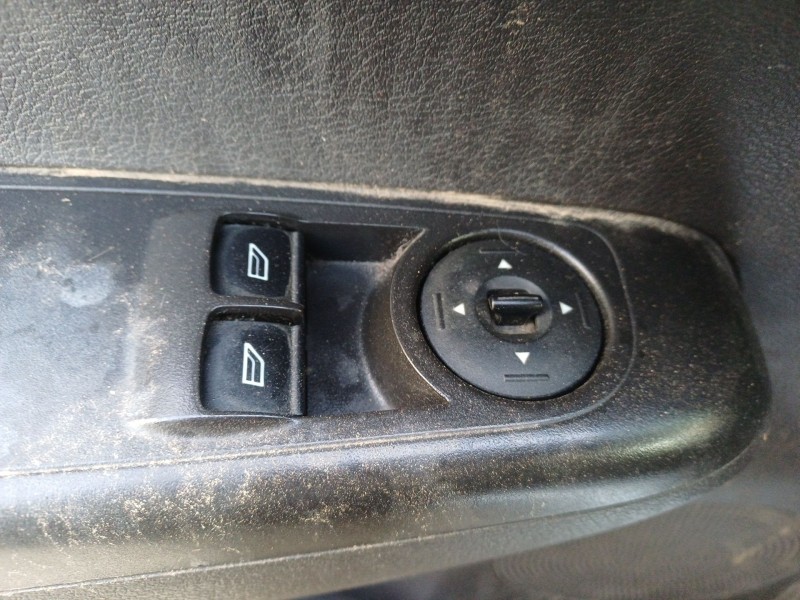 ford transit courier b460 furgoneta/monovolumen del año 2014