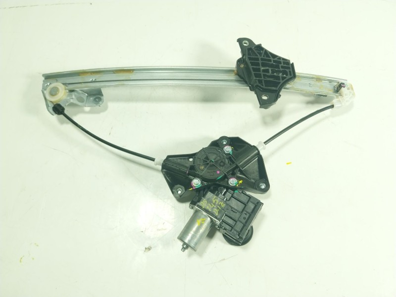 Recambio de elevalunas delantero izquierdo para toyota yaris cross (mxp_) 1.5 hybrid (mxpj10) referencia OEM IAM 85720-0D480  