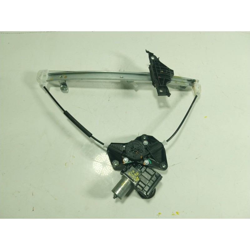 Recambio de elevalunas trasero izquierdo para toyota yaris cross (mxp_) 1.5 hybrid (mxpj10) referencia OEM IAM 85720-0D610  