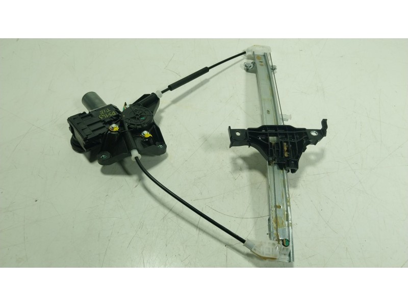 Recambio de elevalunas trasero izquierdo para toyota yaris (_p21_, _pa1_, _ph1_) 1.5 hybrid (mxph10) referencia OEM IAM  857200D