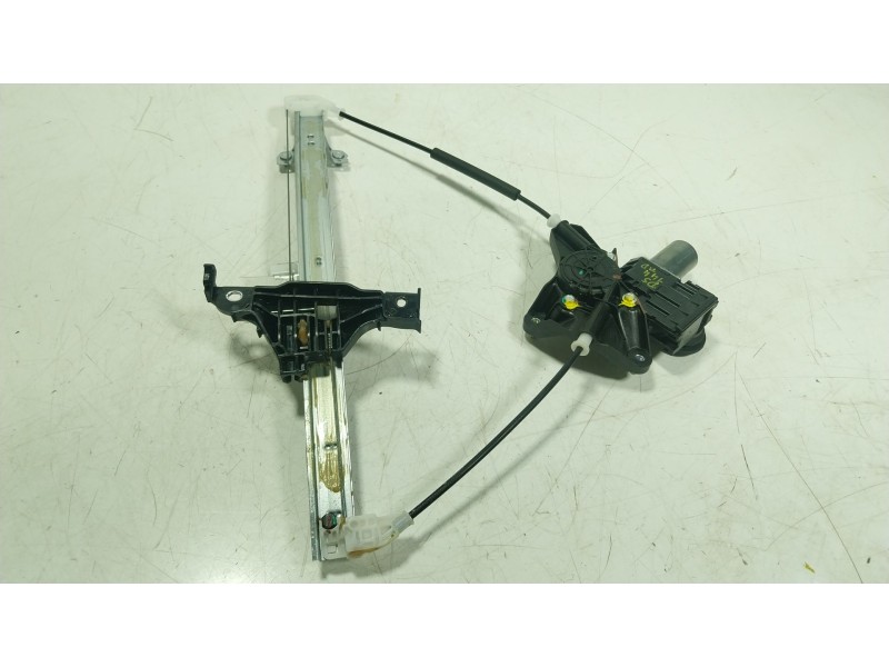 Recambio de elevalunas trasero derecho para toyota yaris cross (mxp_) 1.5 hybrid (mxpj10) referencia OEM IAM  857100D470 