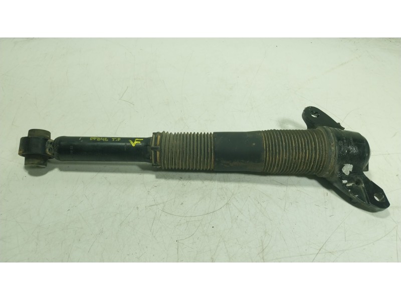 Recambio de amortiguador trasero derecho para jaguar e-pace (x540) 2.0 d150 awd referencia OEM IAM J9C1776  