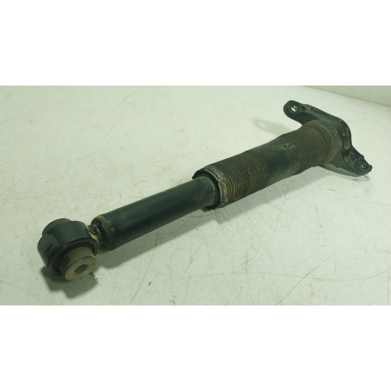 Recambio de amortiguador trasero izquierdo para jaguar e-pace (x540) 2.0 d150 awd referencia OEM IAM J9C1776  