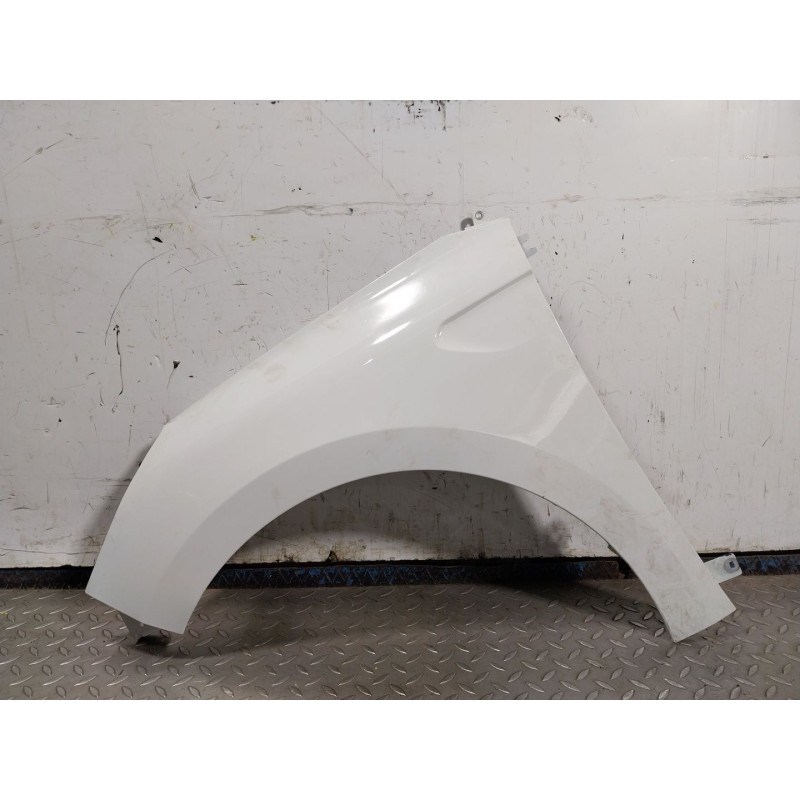 Recambio de aleta delantera izquierda para renault clio v (b7_) 1.5 blue dci 100 (b7ad) referencia OEM IAM   