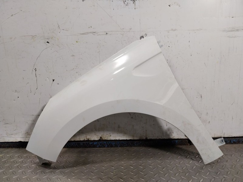 Recambio de aleta delantera izquierda para renault clio v (b7_) 1.5 blue dci 100 (b7ad) referencia OEM IAM   