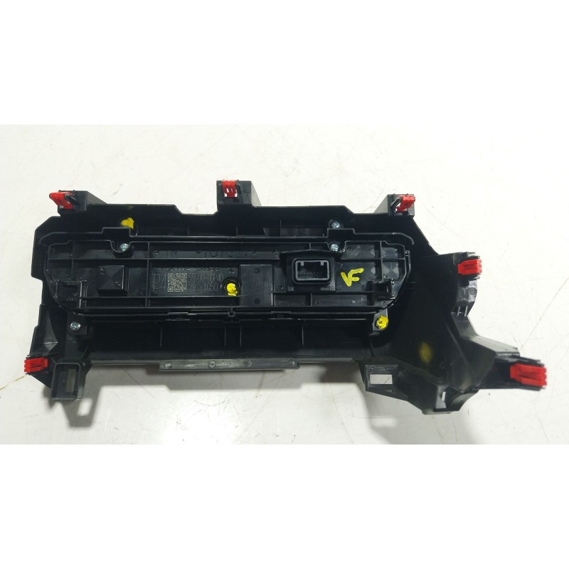 Recambio de mando climatizador para toyota yaris (_p21_, _pa1_, _ph1_) 1.5 hybrid (mxph10) referencia OEM IAM  559000DP40 