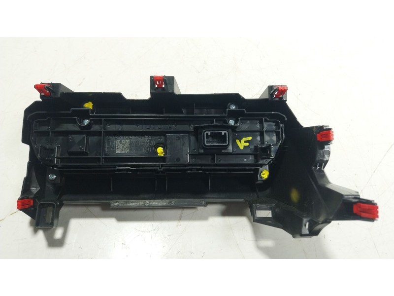 Recambio de mando climatizador para toyota yaris (_p21_, _pa1_, _ph1_) 1.5 hybrid (mxph10) referencia OEM IAM  559000DP40 
