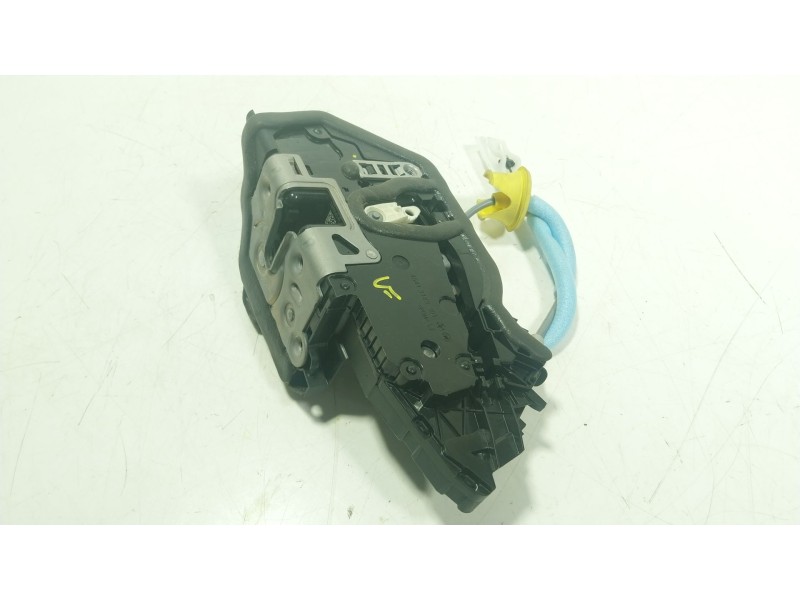 Recambio de cerradura puerta delantera izquierda para bmw 1 (f40) 118 d referencia OEM IAM  744504111 