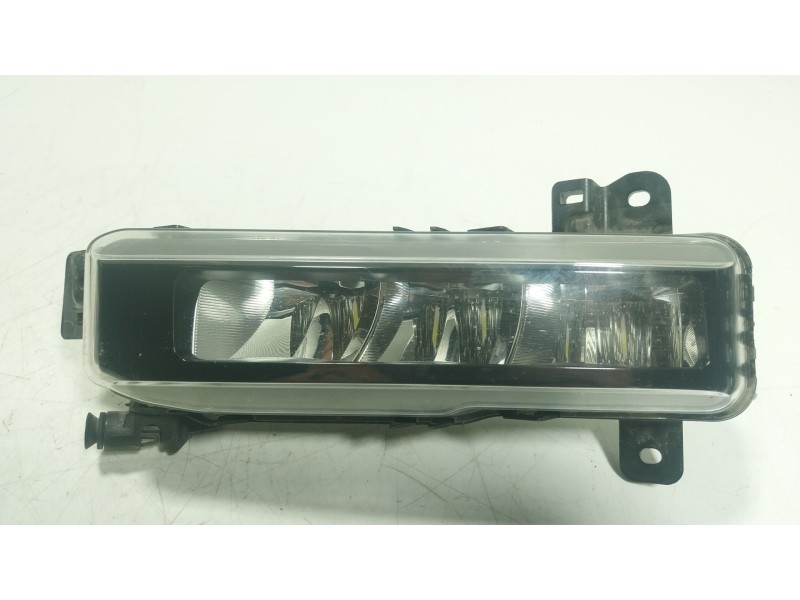 Recambio de faro antiniebla izquierdo para bmw 1 (f40) 118 d referencia OEM IAM  63178089979 