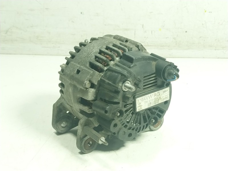 Recambio de alternador para volkswagen polo v (6r1, 6c1) 1.4 (6r1) referencia OEM IAM  036903024H 