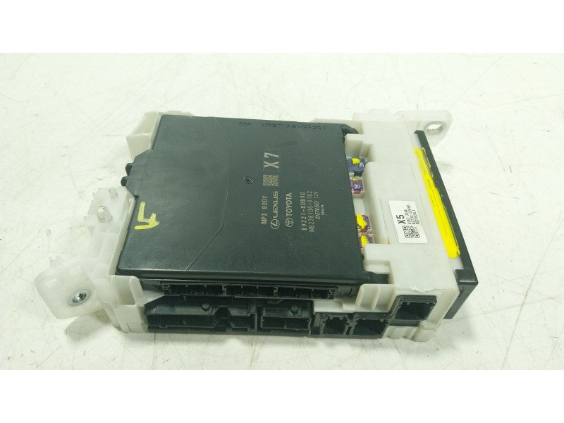 Recambio de caja reles / fusibles para toyota yaris cross (mxp_) 1.5 hybrid (mxpj10) referencia OEM IAM  892210DB90 