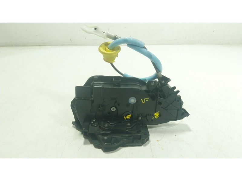 Recambio de cerradura puerta delantera derecha para bmw 1 (f40) 118 d referencia OEM IAM  744504311 