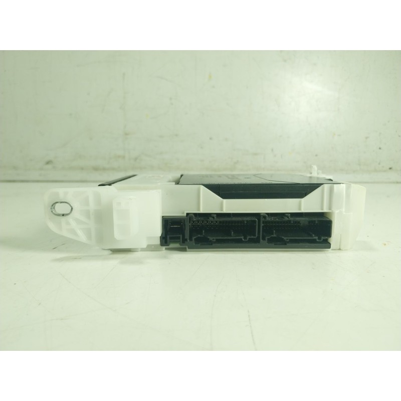Recambio de caja reles / fusibles para toyota yaris cross (mxp_) 1.5 hybrid (mxpj10) referencia OEM IAM  892210DB90 