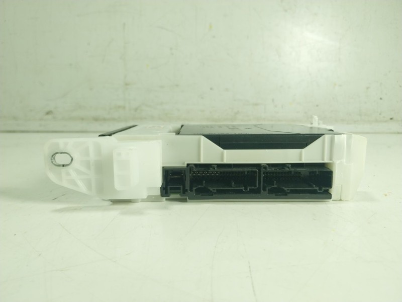 Recambio de caja reles / fusibles para toyota yaris cross (mxp_) 1.5 hybrid (mxpj10) referencia OEM IAM  892210DB90 