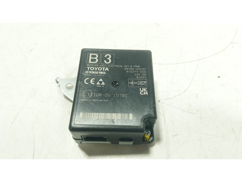 Recambio de modulo electronico para toyota yaris (_p21_, _pa1_, _ph1_) 1.5 hybrid (mxph10) referencia OEM IAM  897B00D030 