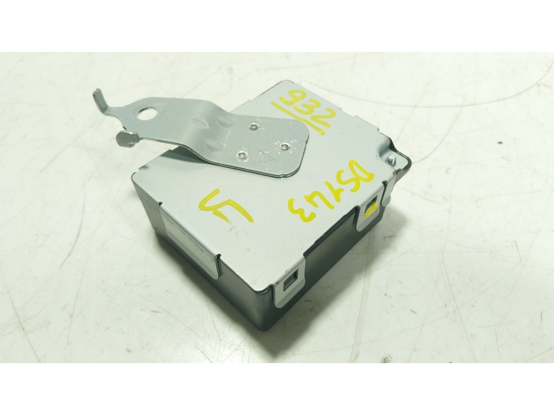 Recambio de modulo electronico para toyota yaris (_p21_, _pa1_, _ph1_) 1.5 hybrid (mxph10) referencia OEM IAM  897B00D030 