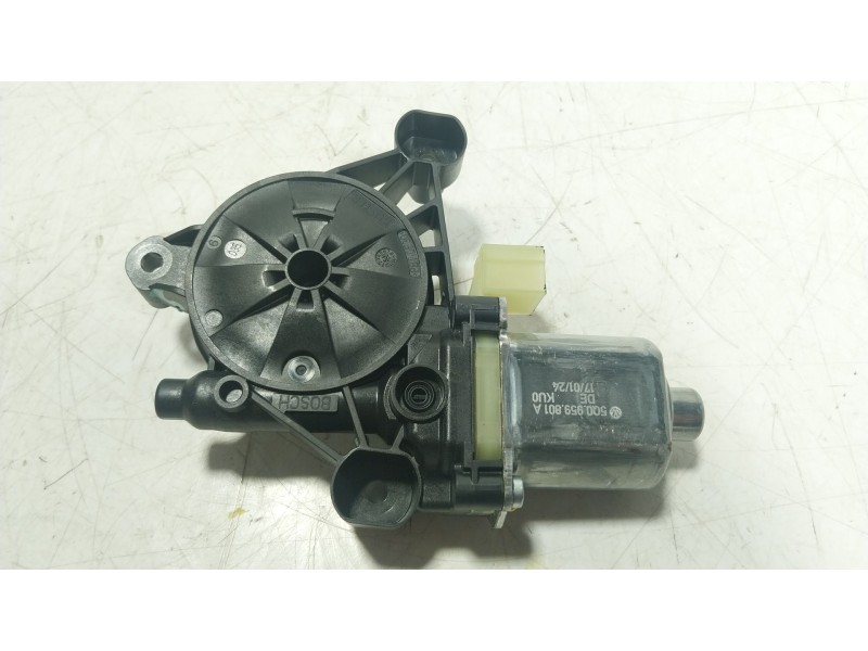 Recambio de motor elevalunas delantero derecho para volkswagen t-roc (a11, d11) 1.5 tsi referencia OEM IAM  5Q0959801A 