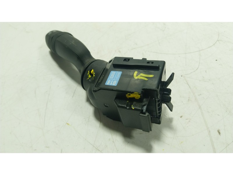 Recambio de mando limpia para toyota yaris (_p21_, _pa1_, _ph1_) 1.5 hybrid (mxph10) referencia OEM IAM  02A5017J916 