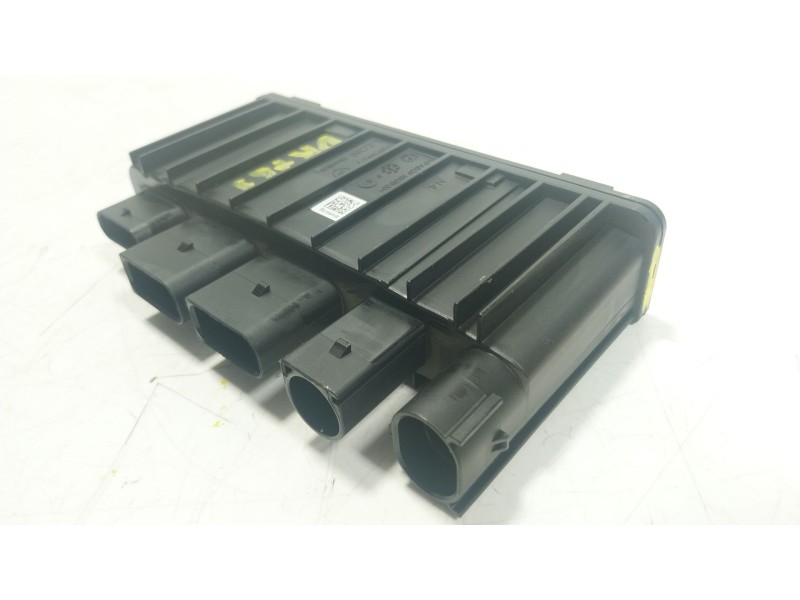 Recambio de modulo electronico para bmw 1 (f40) 118 d referencia OEM IAM  858990702 