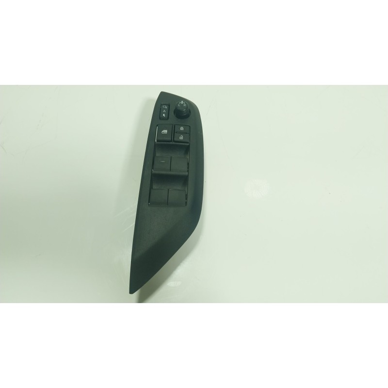 Recambio de mando elevalunas delantero izquierdo para toyota yaris cross (mxp_) 1.5 hybrid (mxpj10) referencia OEM IAM  84040025