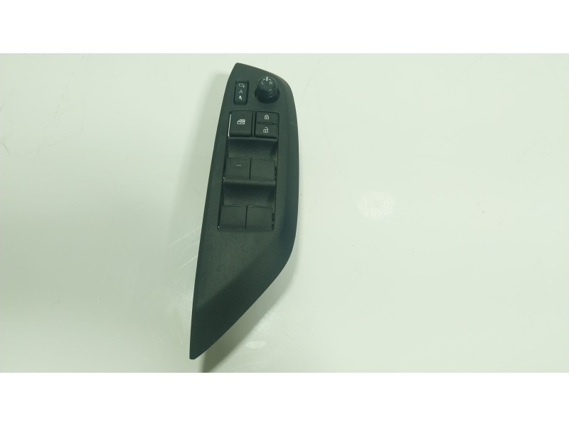 Recambio de mando elevalunas delantero izquierdo para toyota yaris cross (mxp_) 1.5 hybrid (mxpj10) referencia OEM IAM  84040025