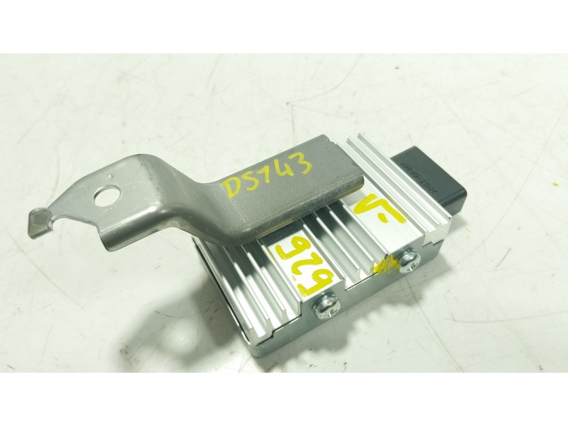 Recambio de modulo electronico para toyota yaris (_p21_, _pa1_, _ph1_) 1.5 hybrid (mxph10) referencia OEM IAM  8957052080 