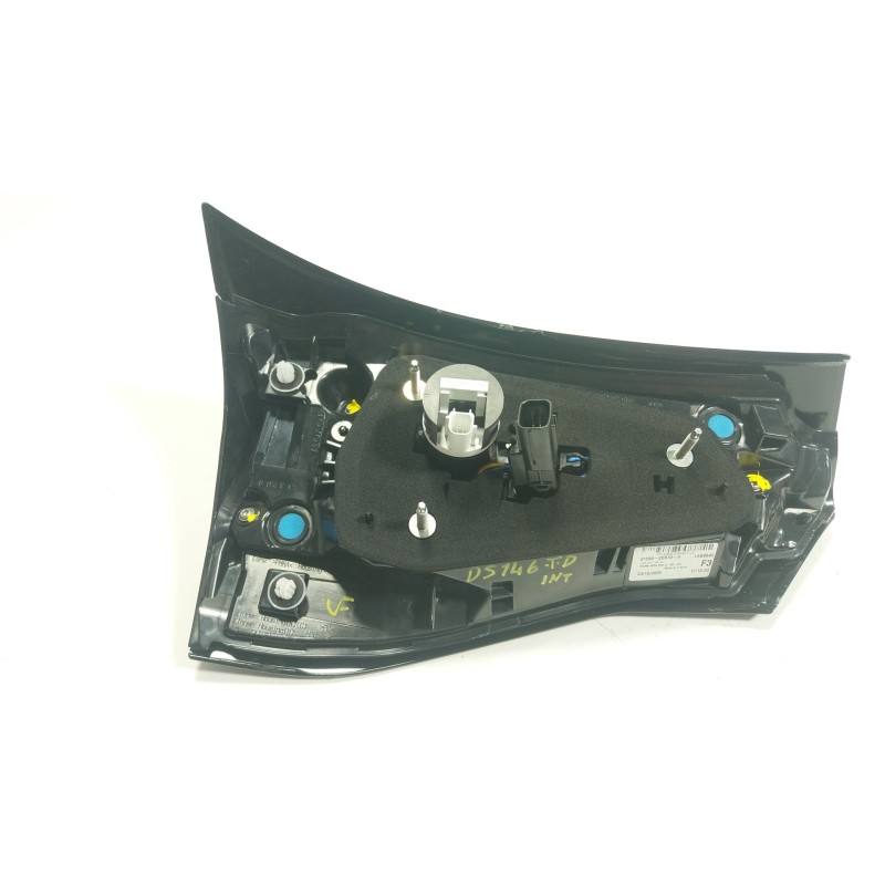 Recambio de piloto trasero derecho interior para toyota yaris cross (mxp_) 1.5 hybrid (mxpj10) referencia OEM IAM  815800DB70 