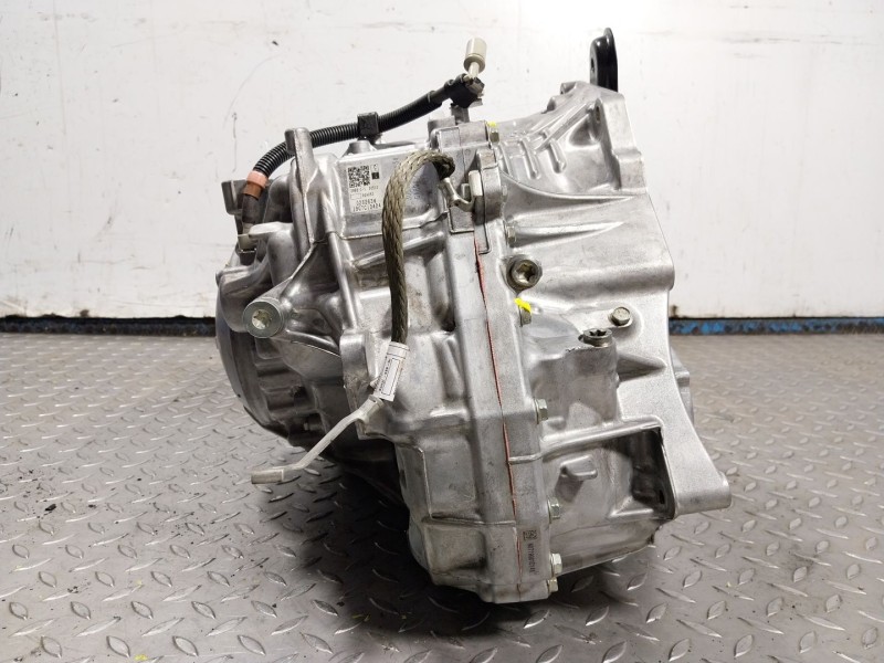 Recambio de caja cambios para bmw 1 (f40) 118 d referencia OEM IAM 24005A2AD11 GA8G45AW 