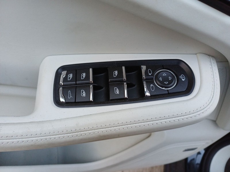 porsche macan (95b) del año 2016