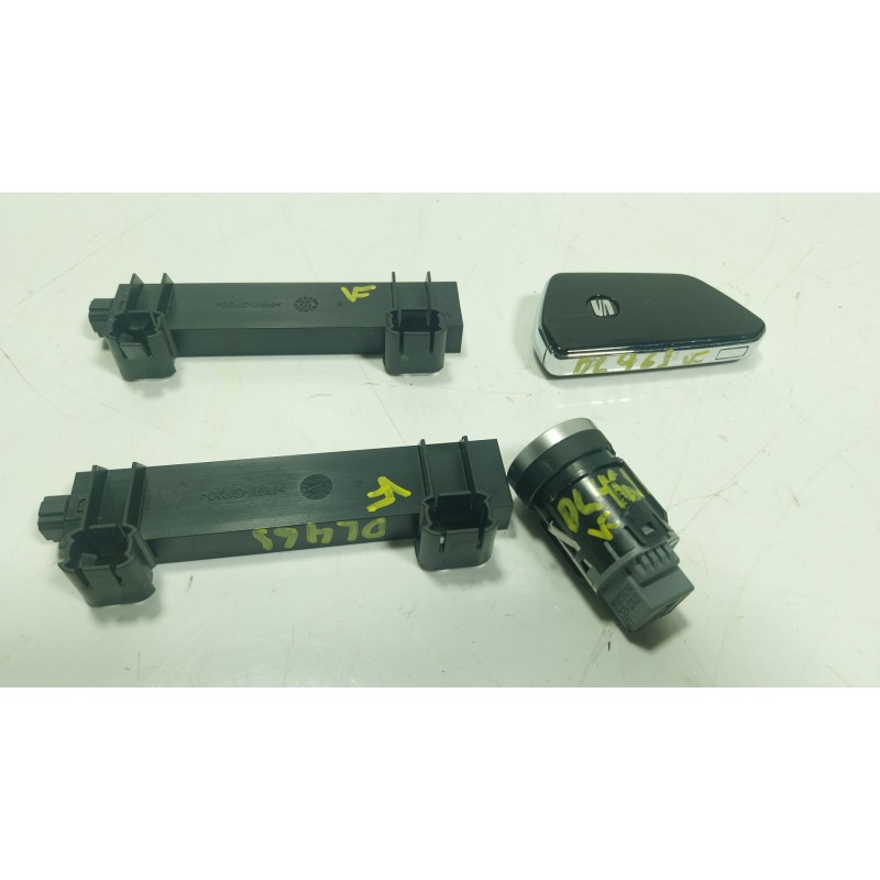 Recambio de conmutador de arranque para seat leon sportstourer (kl8) 2.0 tdi 85kw referencia OEM IAM  5WA962132 