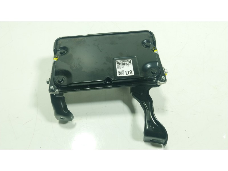 Recambio de centralita motor uce para toyota yaris cross (mxp_) 1.5 hybrid (mxpj10) referencia OEM IAM  896610UD80 