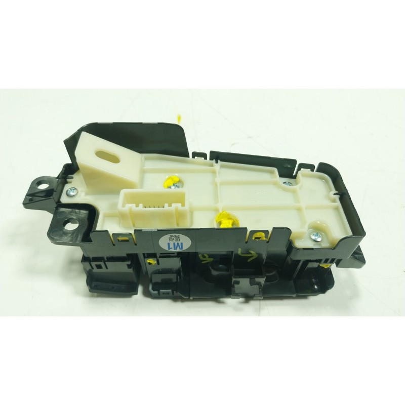 Recambio de mando multifuncion para toyota rav 4 v (_a5_, _h5_) 2.5 hybrid (axap54) referencia OEM IAM  75L555 