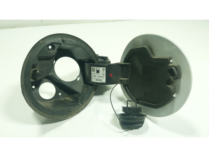 Recambio de tapa combustible para renault clio v (b7_) 1.5 blue dci 100 (b7ad) referencia OEM IAM  781205863R 