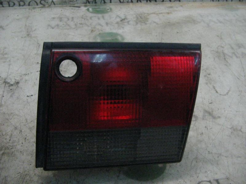 Recambio de piloto trasero derecho interior para saab 900 berlina 2.5 v6 se referencia OEM IAM   