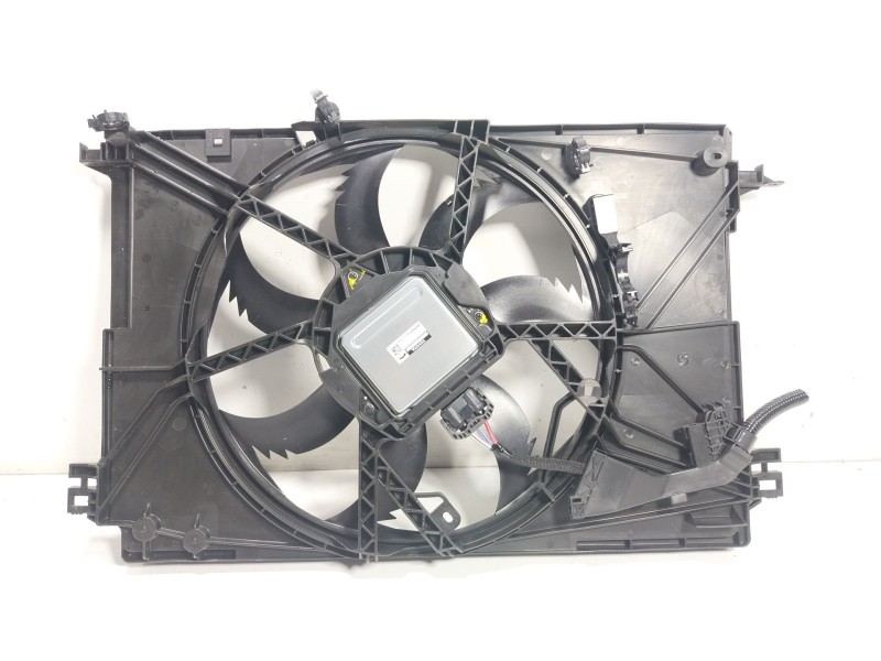 Recambio de electroventilador para toyota rav 4 v (_a5_, _h5_) 2.5 hybrid (axap54) referencia OEM IAM  1636331500 