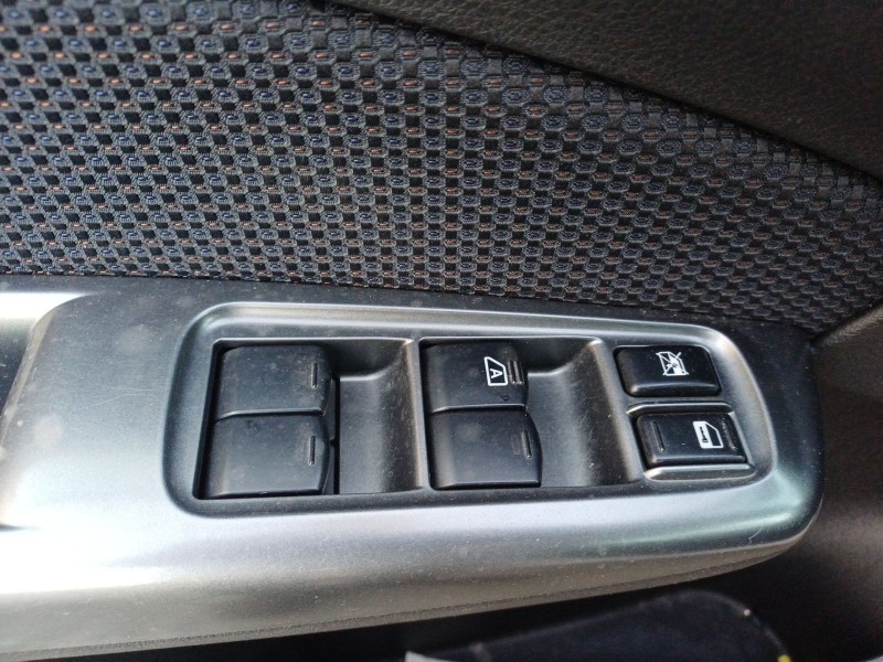 subaru forester (sh_) del año 2011