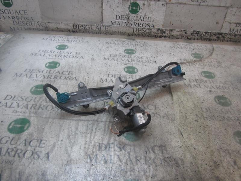 Recambio de elevalunas delantero izquierdo para renault twingo 1.2 16v referencia OEM IAM 8200384743  