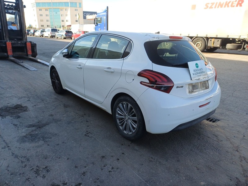 peugeot 208 i (ca_, cc_) del año 2015