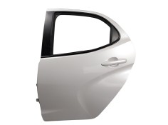 Recambio de puerta trasera izquierda para toyota yaris (_p21_, _pa1_, _ph1_) 1.5 hybrid (mxph10) referencia OEM IAM   