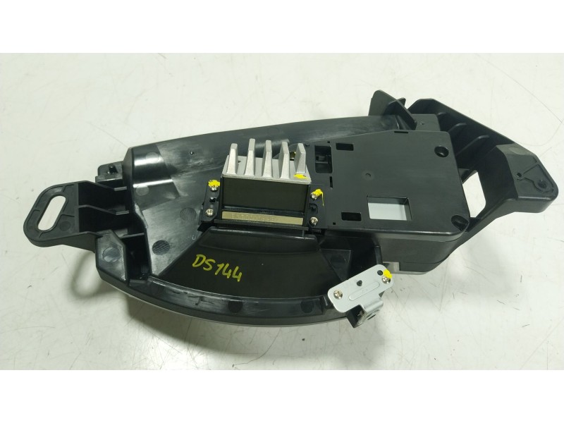 Recambio de cuadro instrumentos para toyota yaris cross (mxp_) 1.5 hybrid (mxpj10) referencia OEM IAM  831080D051 