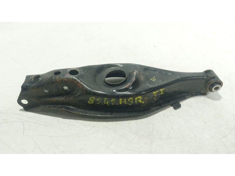 Recambio de brazo suspension inferior trasero izquierdo para ssangyong rodius ii 2.0 xdi referencia OEM IAM   