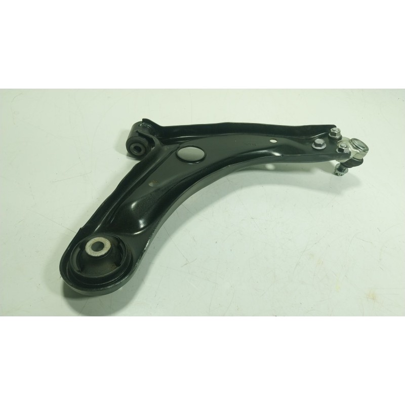 Recambio de brazo suspension inferior delantero izquierdo para toyota yaris cross (mxp_) 1.5 hybrid (mxpj10) referencia OEM IAM 