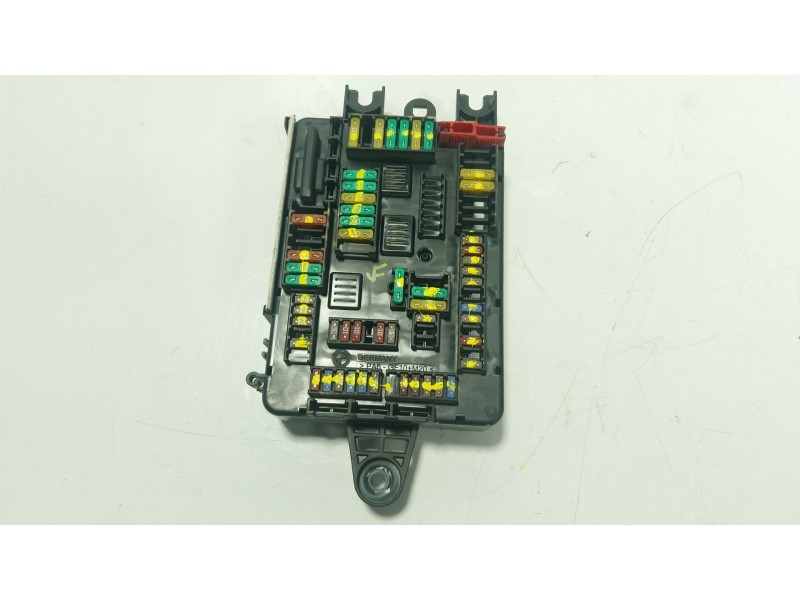 Recambio de caja reles / fusibles para bmw x6 (f16, f86) xdrive 30 d referencia OEM IAM  681965101 
