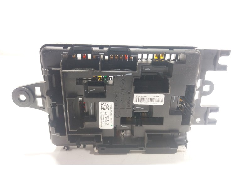 Recambio de caja reles / fusibles para bmw x6 (f16, f86) xdrive 30 d referencia OEM IAM  681965101 