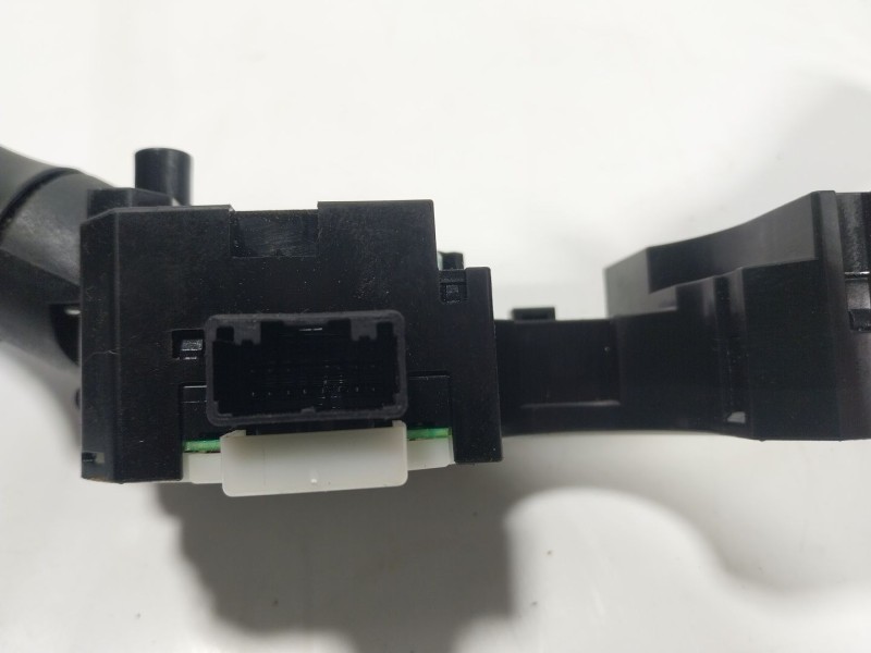 Recambio de mando luces para nissan juke (f15) 1.5 dci referencia OEM IAM 255601KK0C  