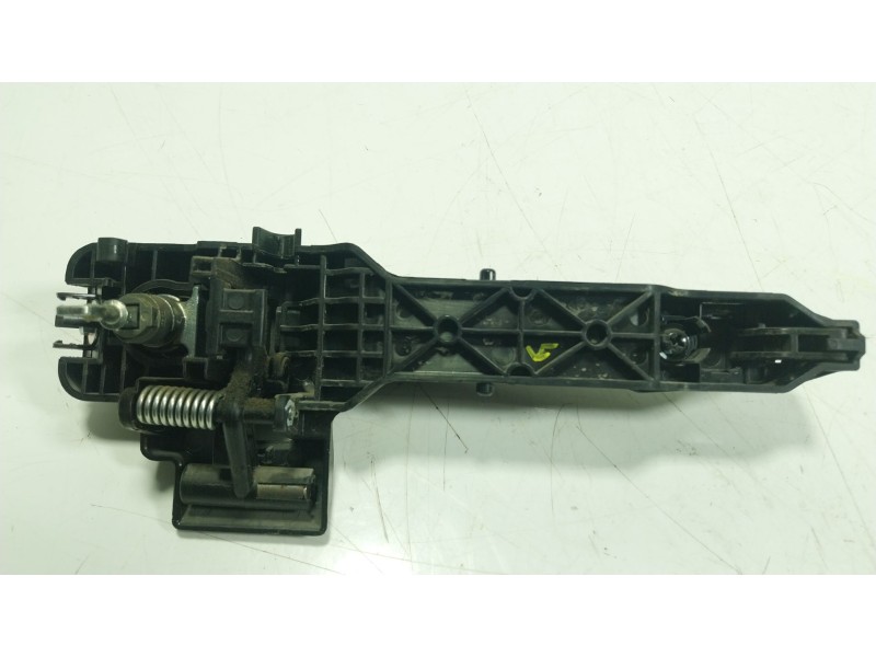 Recambio de maneta exterior delantera izquierda para hyundai h350 furgoneta 2.5 crdi referencia OEM IAM 8265059000  